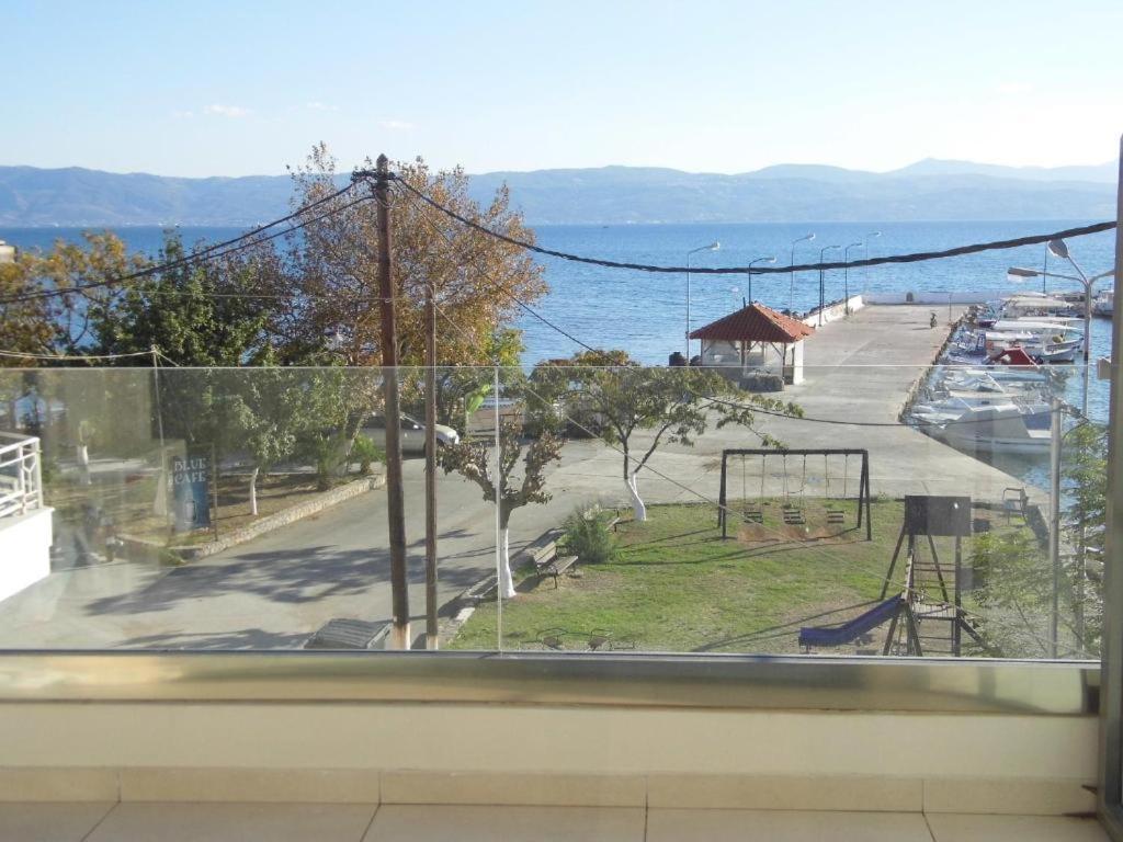 Filippos Apartments Amarynthos Exteriér fotografie